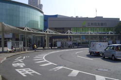 京阪樟葉駅前